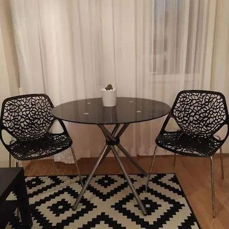 Engin Apartment